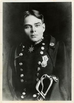 Portrait of Homer Lea in uniform