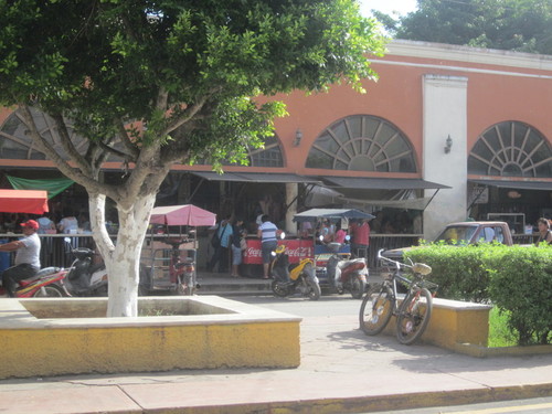 Tixkokob market 01