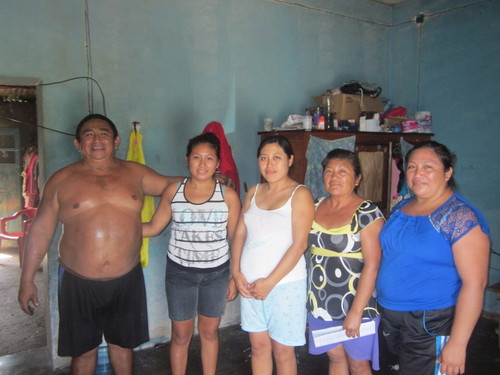 Felipe Chale Cam, Raquel Canul Aké, daughters María Teresita and Edna Cristina, and daughter-in-law Martha Abigail Uicab Aké