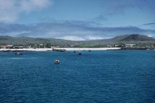 Official party leave ship at Wreck Bay