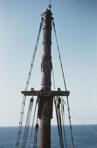 [E.W. Scripps] Mainmast cross tree