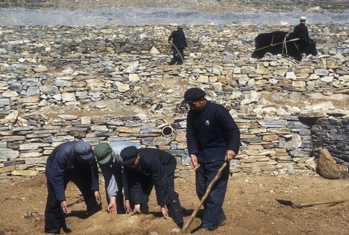 Removing Sandstone at Sandstone Hollow