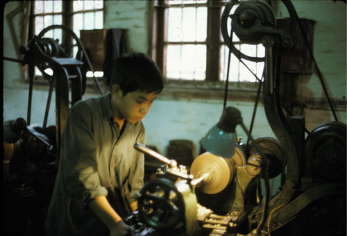 Shanghai Shipyard: Machinist