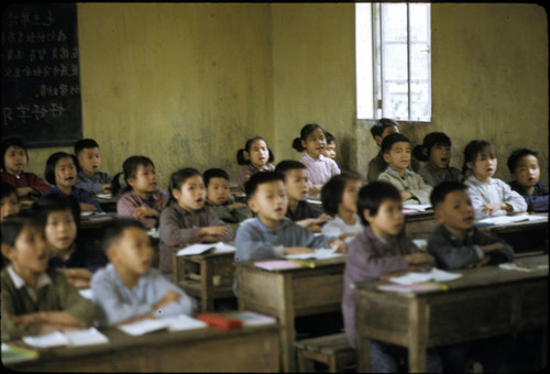 Students in class at a Guangzhou's commune (2 of 2)