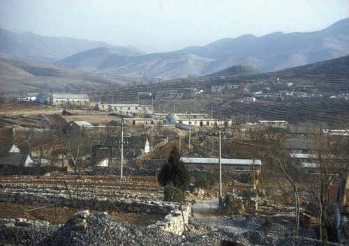 Shashiyu (Sandstone Hollow) Village