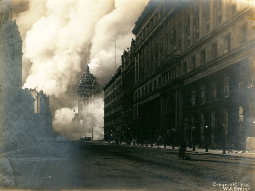 Market Street burning, San Francisco Earthquake and Fire, 1906 [photograph]