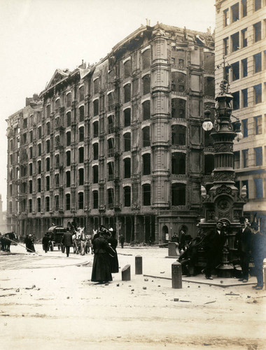 Palace Hotel, San Francisco Earthquake and Fire, 1906 [photograph]