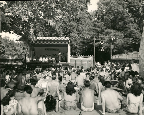 Redwood Bowl event at the Marin Town & Country Club, Fairfax, Marin County, California, circa 1955 [photograph]