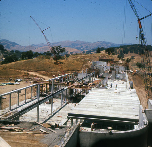 Construction of the Hall of Justice at the Frank Lloyd Wright-designed Marin County Civic Center, San Rafael, California, June 1967 [photograph]