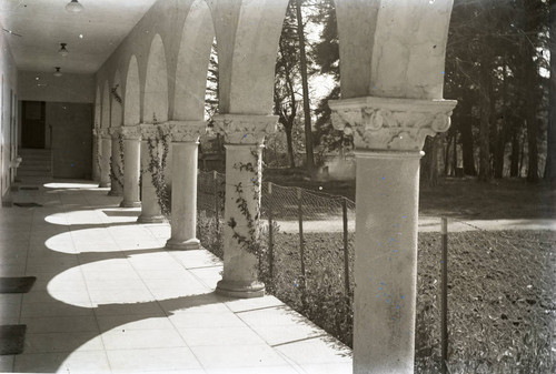 Arches of Harlan Hall at Marin Junior College in Kentfield, Marin County, California, circa 1930 [photograph]