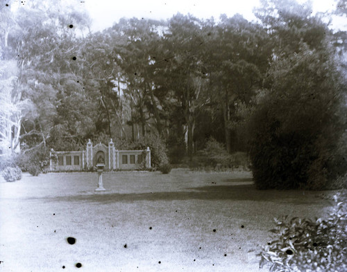 A sundial in the garden at Marin Junior College in Kentfield, Marin County, California, circa 1930 [photograph]