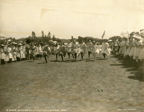 Women's one-legged race, Kentfield May Day Celebration, 1909 [photograph]