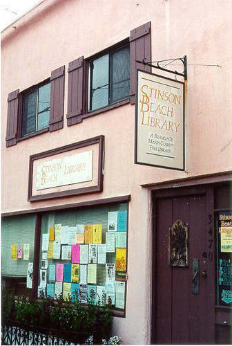 The Stinson Beach Branch of the Marin County Free Library, circa 1990 [photograph]