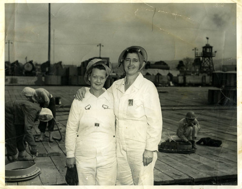 War workers of the Marinship Corporation, Marin County, circa 1943 [photograph]