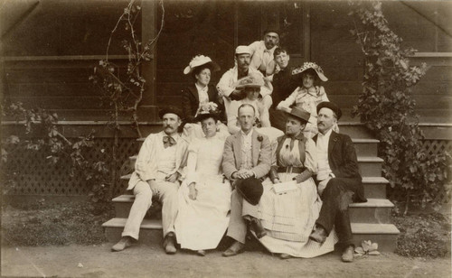 Group of visitors at the Blithedale Hotel, Mill Valley, 1890 [photograph]