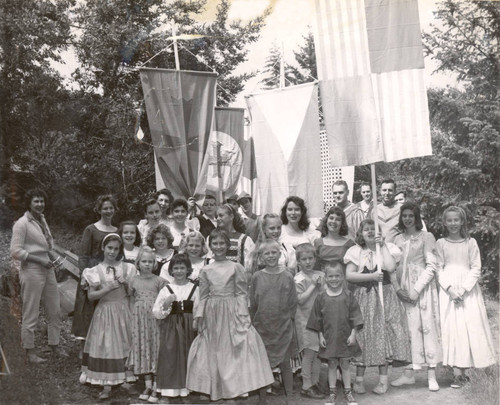 Children participating in the 1961 Mountain Play, Robin Hood, written and directed by Dan Totheroh, and performed on Mount Tamalpais [photograph]