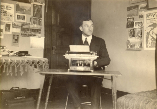 Actor Joseph Macauley at the Mountain Play Association offices in San Francisco, 1915 [photograph]