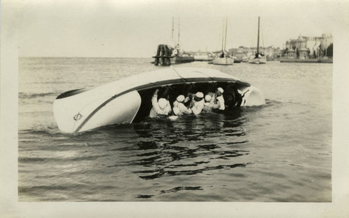 A demonstration at the 1915 Panama-Pacific International Exposition [photograph]