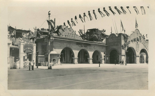 Grand Canyon, Arizona building at the 1915 Panama-Pacific International Exposition [photograph]