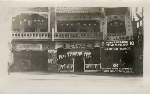 The Chinese Village on the Zone, at the 1915 Panama-Pacific International Exposition [photograph]