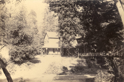 The resort hotel in Taylorville, Marin County, California, 1889 [photograph]