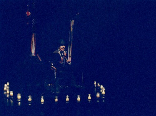 1992: performance stills