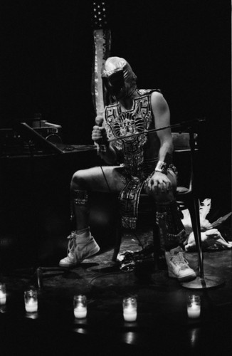 1992: performance still