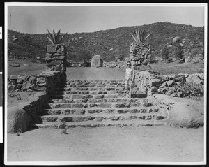 Monument marking the Battle of San Pascual, ca.1920