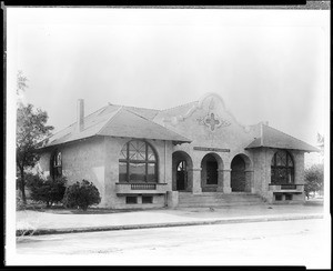 Exterior view of the Chamber of Commerce building in Fresno, ca.1910