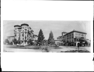 Exterior view Hotel Green with annex and park from the south, ca.1905