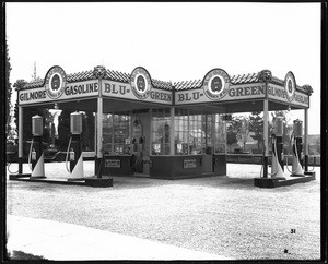 Unidentified gas station advertising Gilmore gasoline, ca.1920-1929