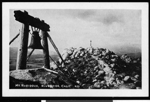 Bell and cross on the top of Mt. Rubidoux, ca. 1910