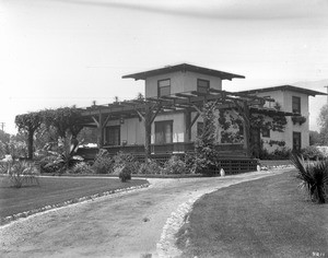 Exterior view of the F.S. Allen bungalow in Altadena