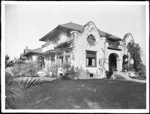 Two-story Mission style residence, Park Avenue and Seventh Street, Los Angeles