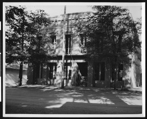 Exterior view of Weaverville Courthouse, Trinity County, ca.1936