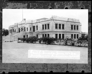 Earthquake damage to the Inglewood Grammar School, June 1920