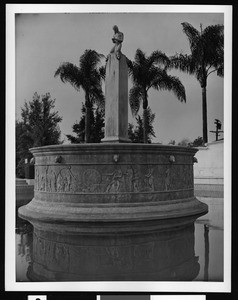 Fountain in Beverly Hills