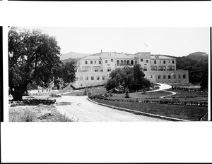 Exterior view of the Encino Country Club