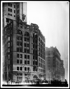 San Francisco earthquake damage, showing the old and new buildings of the San Francisco Chronicle newspaper, 1906