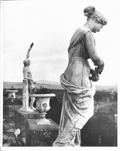 Statues at San Francisco's Cliff House Restaurant, ca.1890