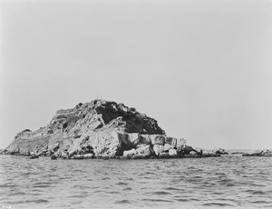 View of Dead Man's Island from the harbor entrance, San Pedro, ca.1912