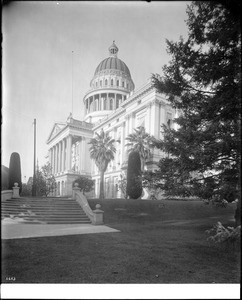 Exterior view of the California state capitol building in Sacramento, ca.1900-1920