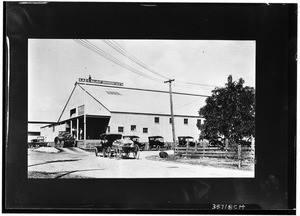 Exterior view of the S.B. Company Walnut Growers Association, ca.1927