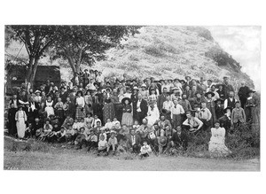 Portrait of the attendees of a Swan's Valley fund-raising picnic, Catalina Island