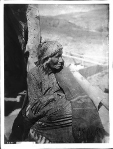 Old Navajo woman of the "Friendlies", ca.1901