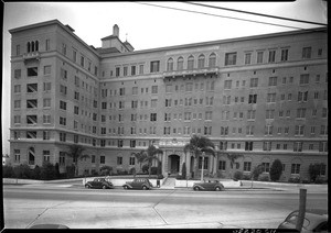 Exterior view of Saint Vincent's Hospital, 1937