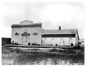 Exterior view of Town Hall in San Pedro, formerly the headquarters of the U.S. Army Quartermaster, Los Angeles, ca.1903