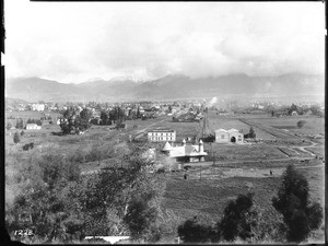 Pasadena panoramic view looking north from Raymond Hill, ca.1898