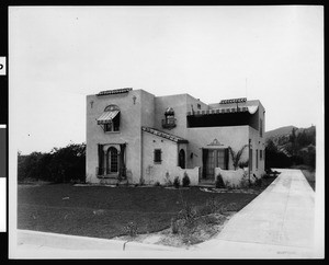 Monrovia residence, possibly that of Merle Mosher, ca.1930