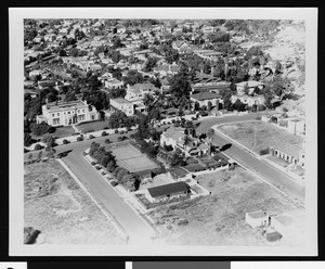 Aerial view of an unidentified residential area, showing a tennis court in Los Angeles